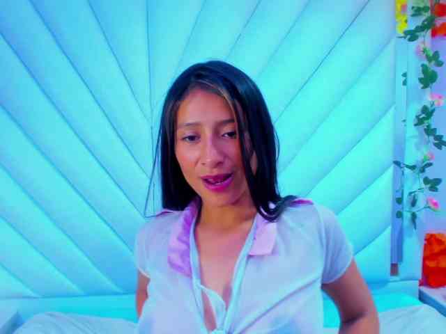 SharlotRodriguez webcam