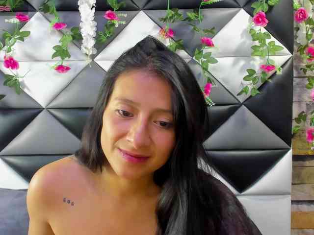 SharlotRodriguez webcam