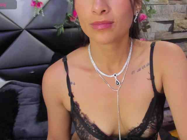 SharlotRodriguez webcam