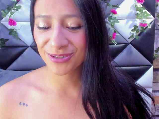 SharlotRodriguez webcam