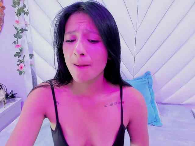 SharlotRodriguez webcam