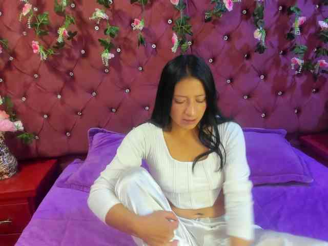 SharlotRodriguez webcam