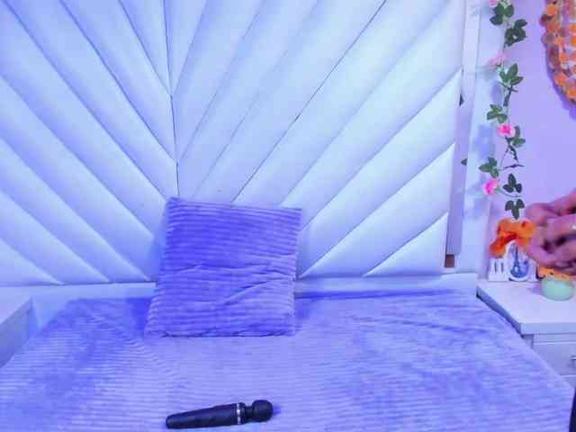 SharlotRodriguez webcam
