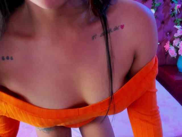 SharlotRodriguez webcam