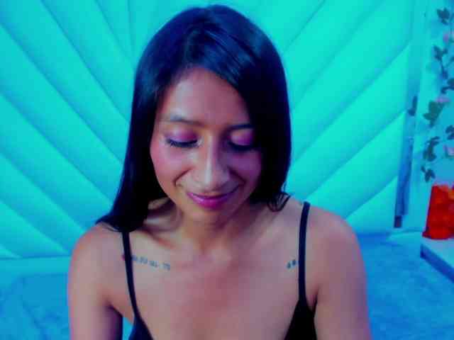 SharlotRodriguez webcam