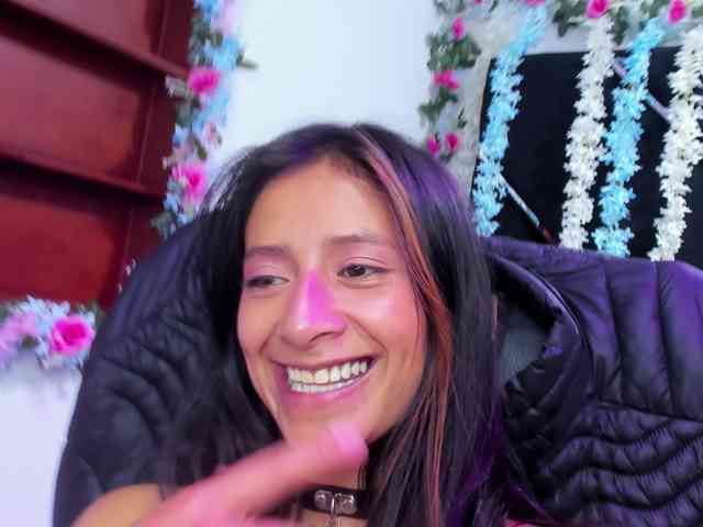 SharlotRodriguez webcam