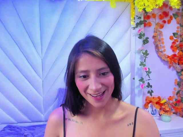 SharlotRodriguez webcam