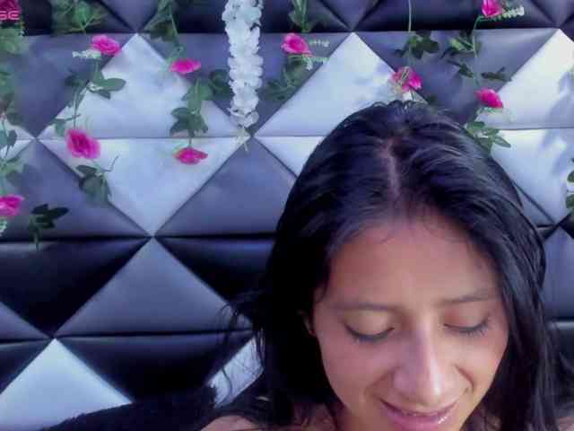 SharlotRodriguez webcam