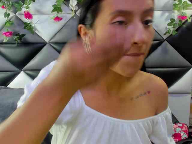SharlotRodriguez webcam