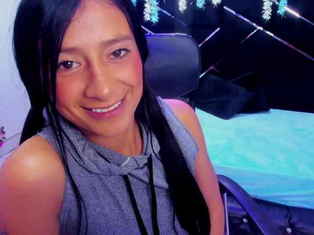 SharlotRodriguez webcam