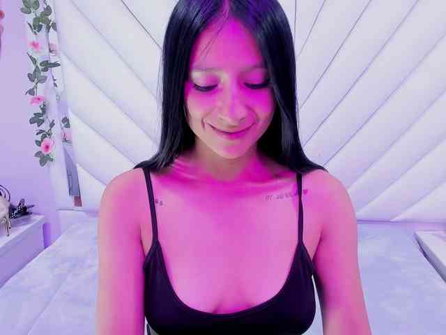 SharlotRodriguez webcam