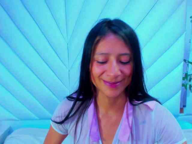 SharlotRodriguez webcam