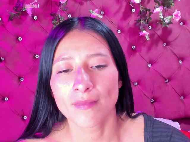 SharlotRodriguez webcam