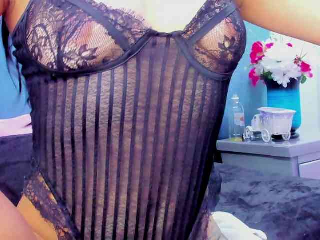 SharlotRodriguez webcam