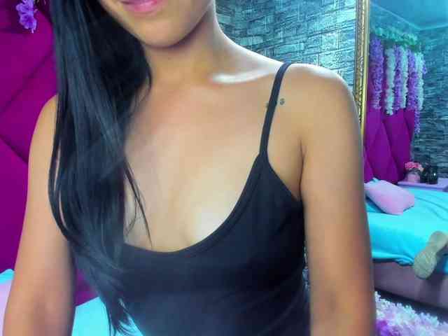 SharlotRodriguez webcam