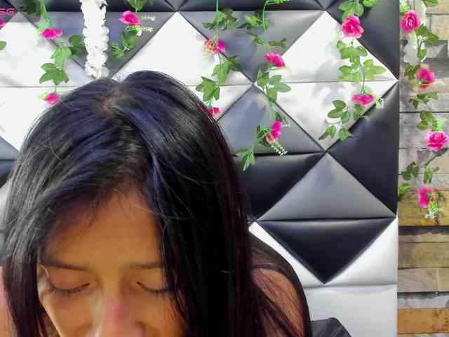 SharlotRodriguez webcam