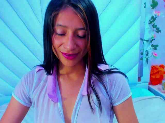 SharlotRodriguez webcam