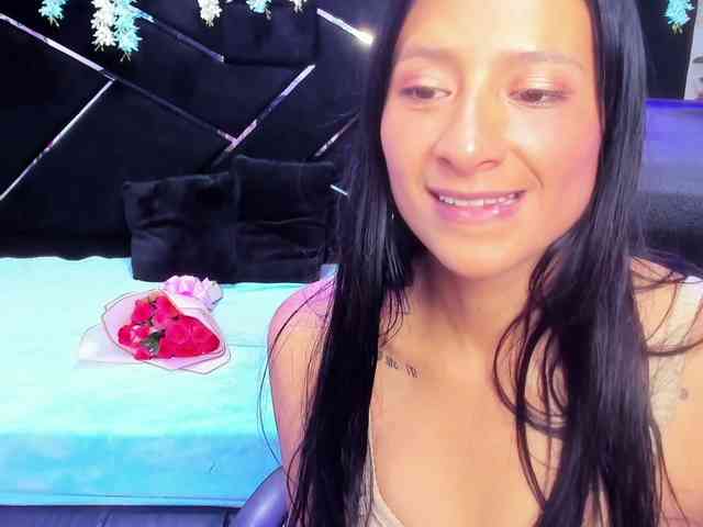 SharlotRodriguez webcam