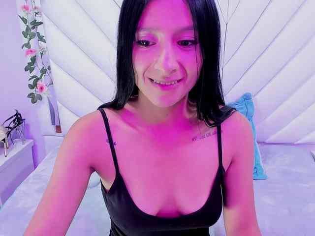 SharlotRodriguez webcam