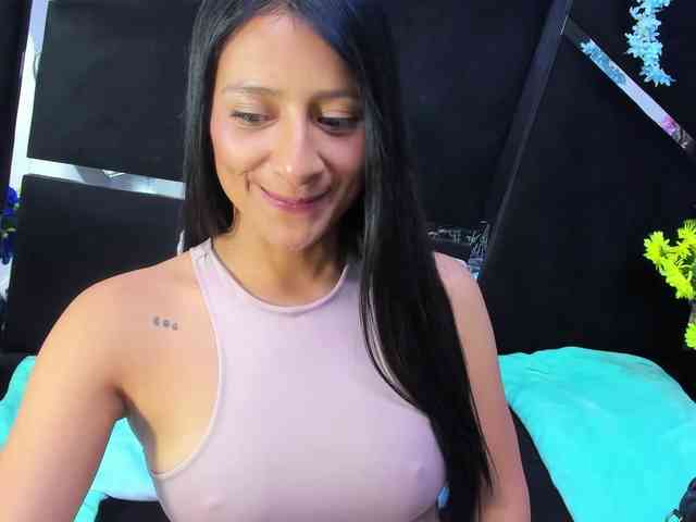 SharlotRodriguez webcam