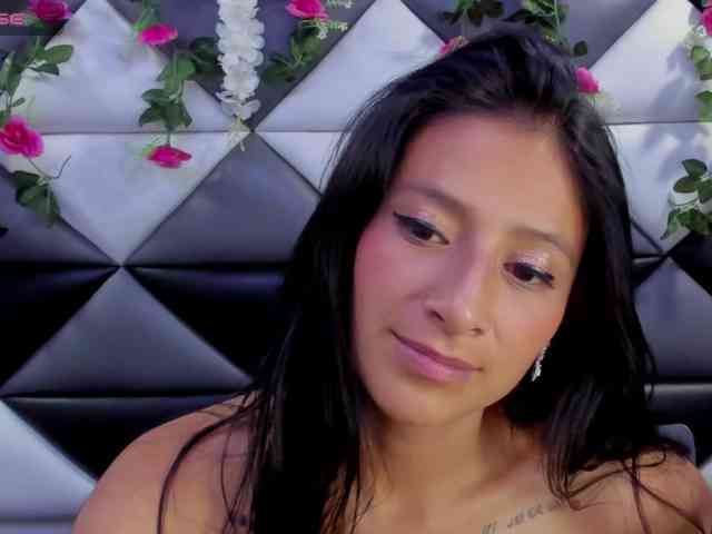 SharlotRodriguez webcam