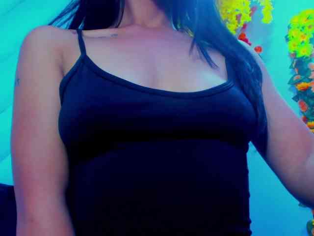 SharlotRodriguez webcam