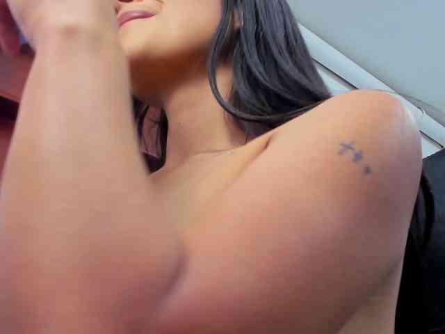 SharlotRodriguez webcam