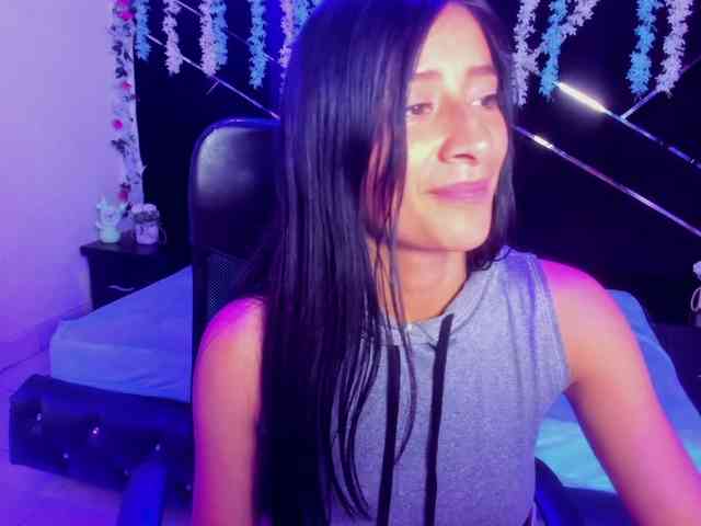 SharlotRodriguez webcam