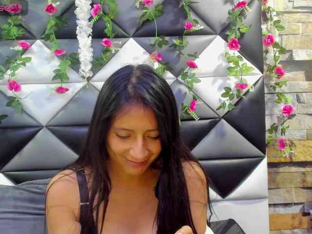 SharlotRodriguez webcam