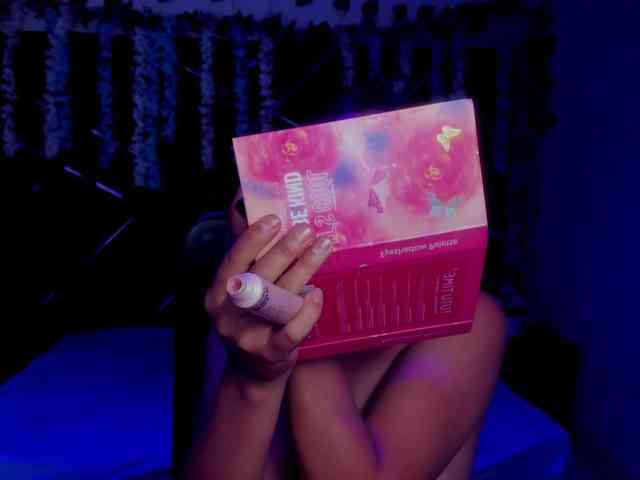 SharlotRodriguez webcam