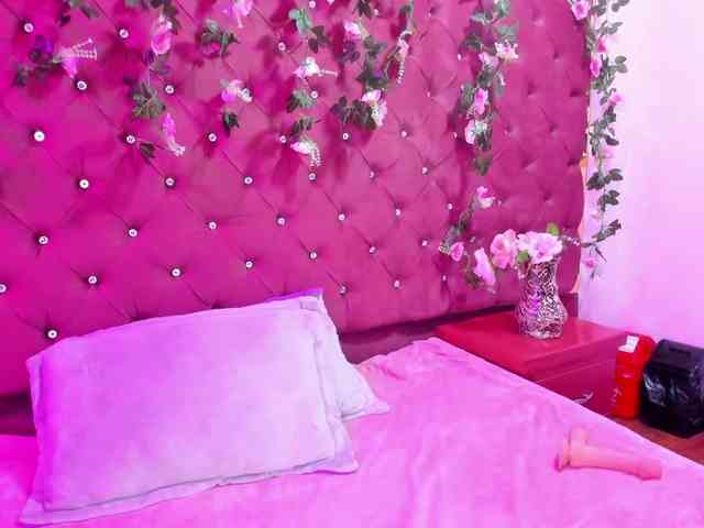 SharlotRodriguez webcam