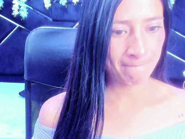 SharlotRodriguez webcam