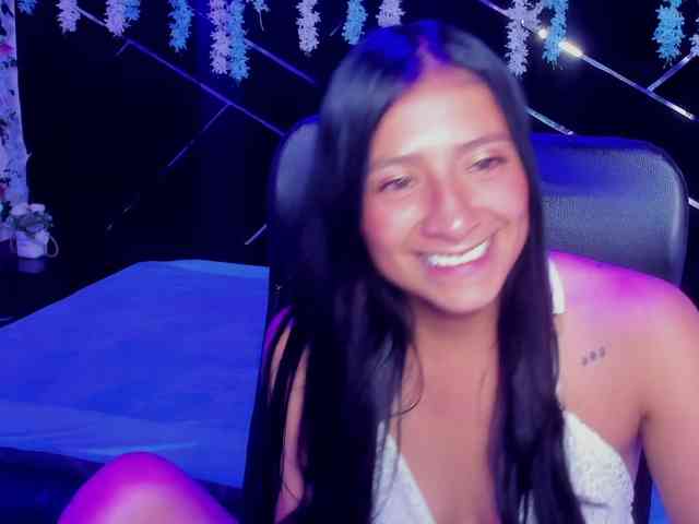 SharlotRodriguez webcam