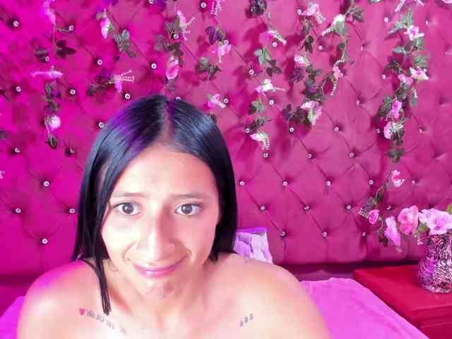 SharlotRodriguez webcam