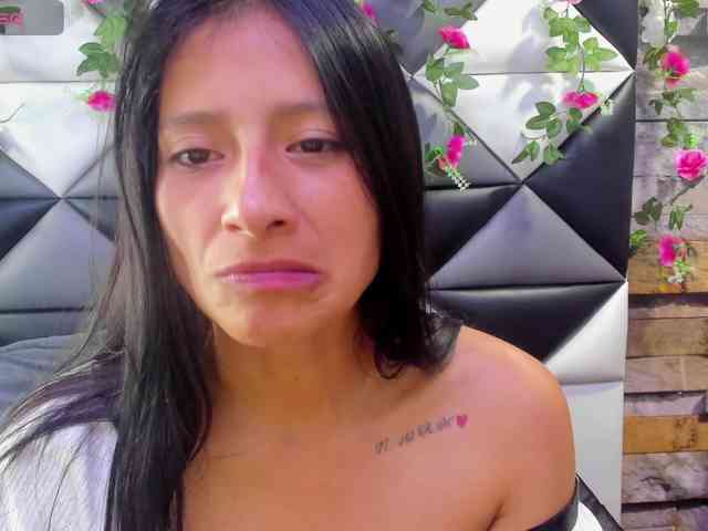 SharlotRodriguez webcam