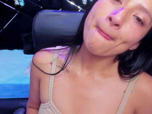 SharlotRodriguez webcam