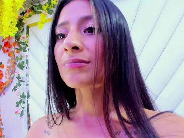 SharlotRodriguez webcam