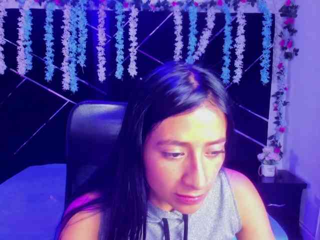 SharlotRodriguez webcam