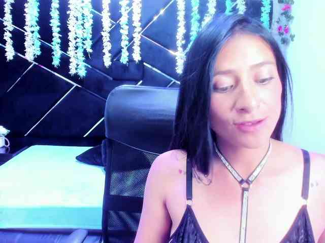 SharlotRodriguez webcam