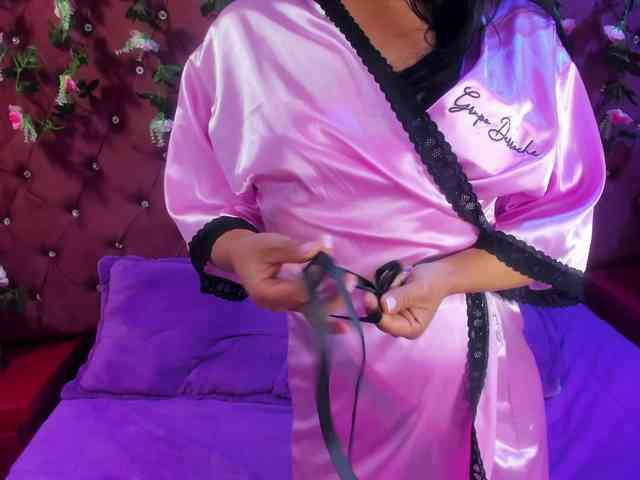 SharlotRodriguez webcam