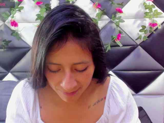 SharlotRodriguez webcam