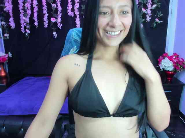 SharlotRodriguez webcam