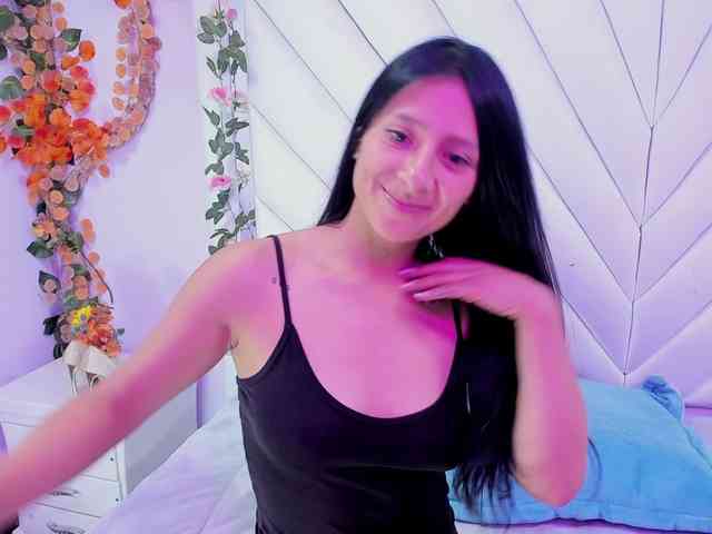 SharlotRodriguez webcam