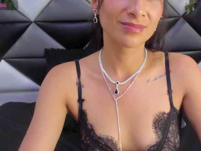 SharlotRodriguez webcam