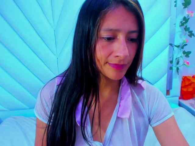 SharlotRodriguez webcam