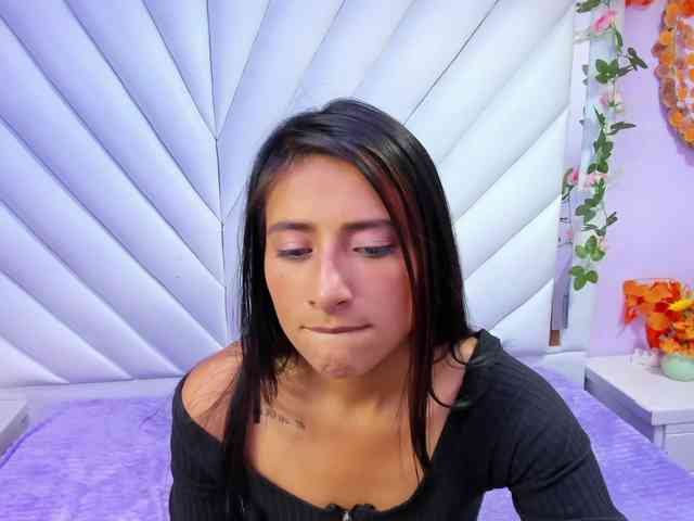 SharlotRodriguez webcam