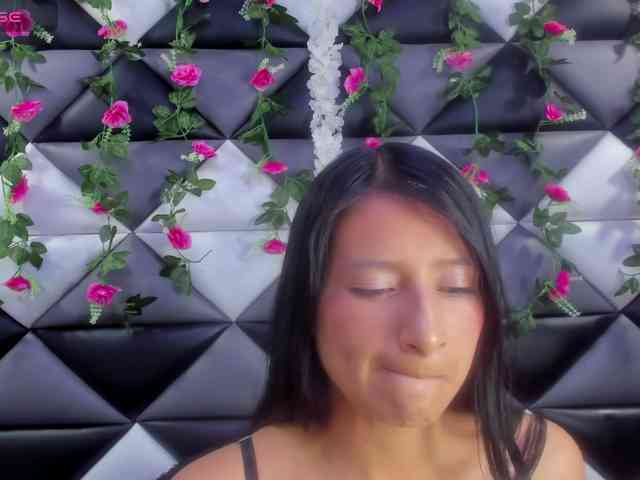 SharlotRodriguez webcam