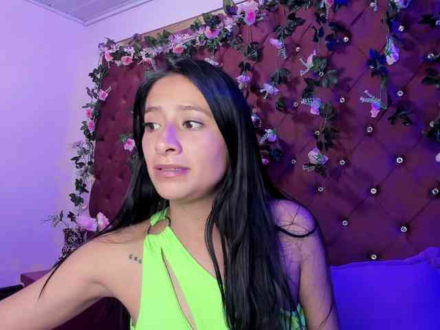 SharlotRodriguez webcam