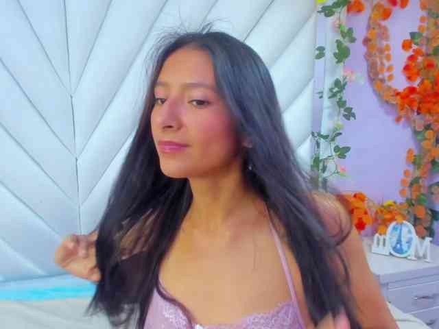 SharlotRodriguez webcam