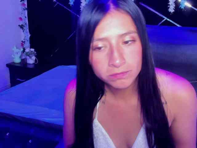 SharlotRodriguez webcam